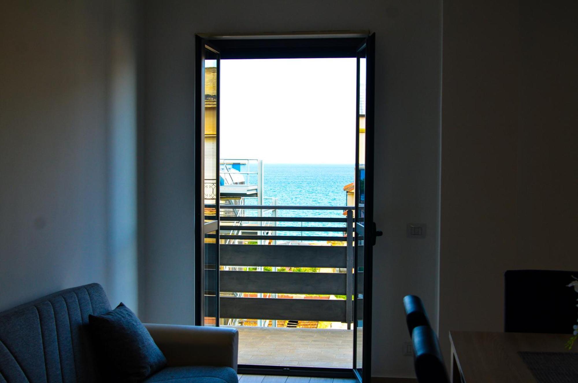 Appartamento Siderno Sul Mare Trilocale エクステリア 写真